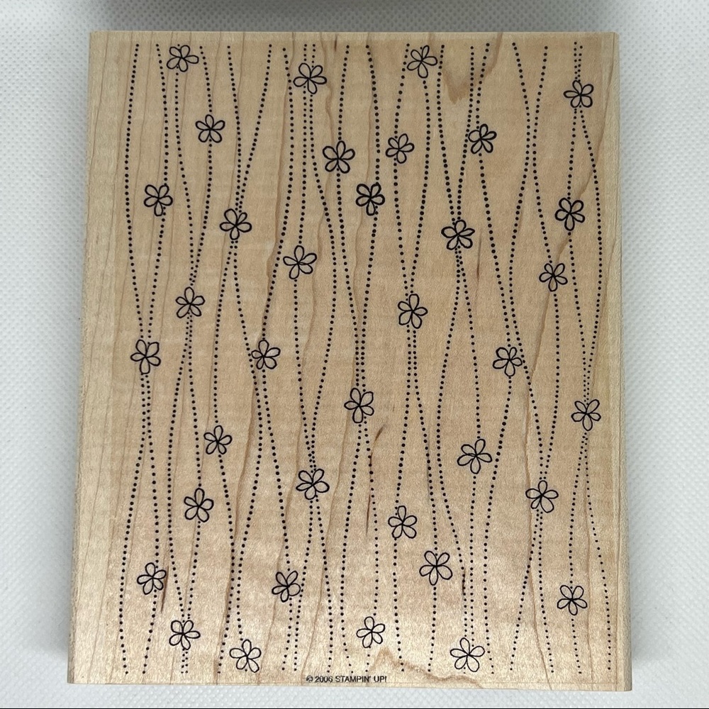 NIB Stampin' Up "Dots & Daisies" Jumbo Background Stamp